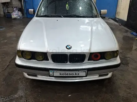 BMW 525 1993 года за 1 350 000 тг. в Шымкент