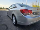 Chevrolet Cruze 2013 года за 3 800 000 тг. в Тараз – фото 3