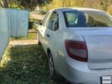 ВАЗ (Lada) Granta 2190 2015 годаүшін2 100 000 тг. в Алтай – фото 3