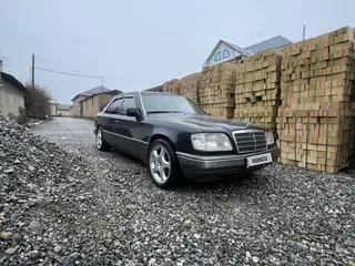 Mercedes-Benz E 280