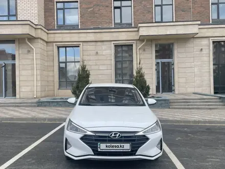 Hyundai Elantra 2019 года за 6 800 000 тг. в Караганда – фото 4