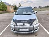 Toyota Avensis Verso 2005 годаfor6 600 000 тг. в Актобе – фото 2