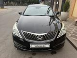 Hyundai Grandeur 2015 годаүшін8 578 000 тг. в Алматы – фото 2