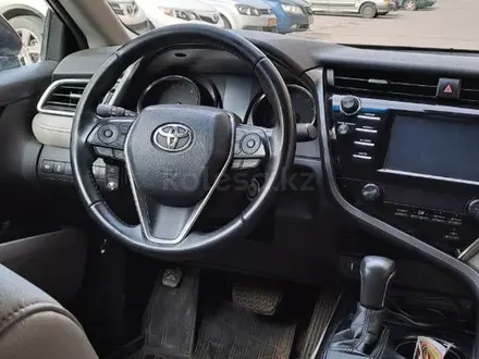 Toyota Camry 2018 года за 11 000 000 тг. в Актау – фото 7