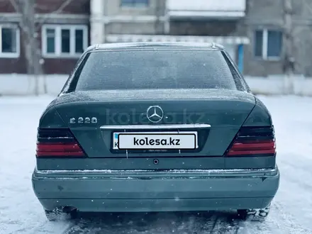 Mercedes-Benz E 220 1994 года за 3 000 000 тг. в Экибастуз – фото 4