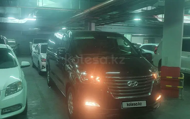 Hyundai Starex 2020 годаfor16 500 000 тг. в Актау