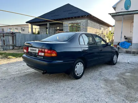 Toyota Carina E 1997 года за 2 000 000 тг. в Алматы – фото 3