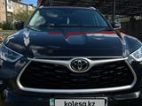 Toyota Highlander 2023 года за 26 000 000 тг. в Караганда
