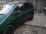 Volkswagen Sharan 1995 годаүшін1 500 000 тг. в Шымкент – фото 2