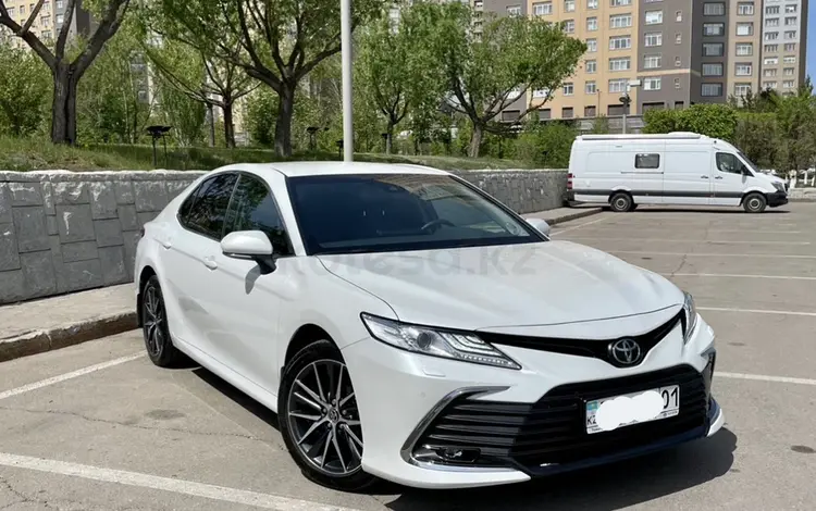 Toyota Camry 2021 годаүшін20 000 000 тг. в Астана