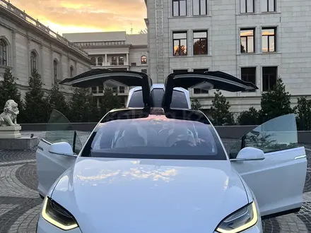 Tesla Model X 2016 года за 33 000 000 тг. в Алматы – фото 27