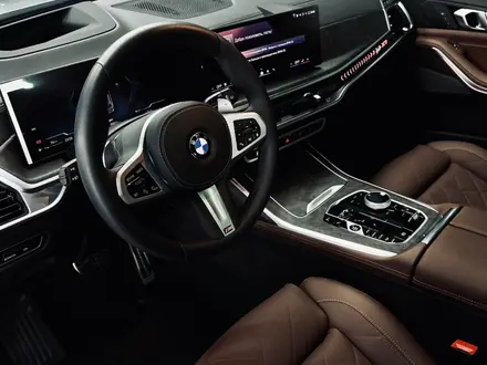 BMW X7 XDrive 40i 2025 года за 80 000 000 тг. в Алматы – фото 12