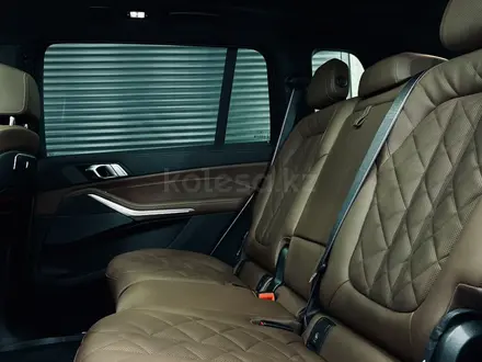 BMW X7 XDrive 40i 2025 года за 80 000 000 тг. в Алматы – фото 22
