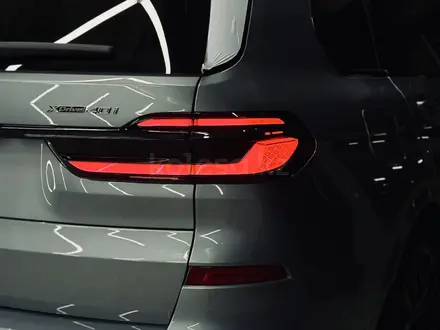 BMW X7 XDrive 40i 2025 года за 80 000 000 тг. в Алматы – фото 33