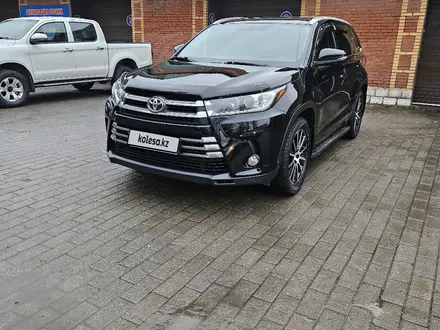 Toyota Highlander 2018 года за 21 000 000 тг. в Усть-Каменогорск – фото 5