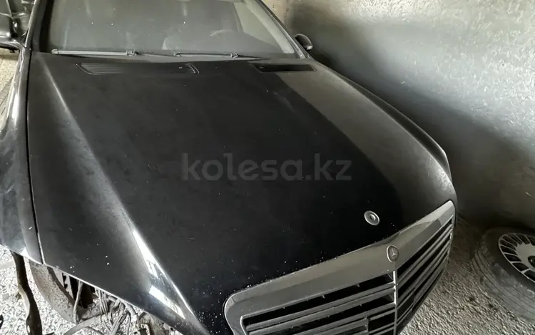 Mercedes-Benz S 500 2007 года за 10 000 тг. в Караганда