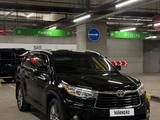 Toyota Highlander 2014 годаүшін15 700 000 тг. в Алматы