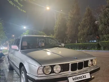 BMW 525 1992 года за 1 700 000 тг. в Алматы – фото 3