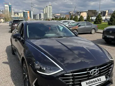 Hyundai Sonata 2023 года за 13 900 000 тг. в Алматы – фото 7
