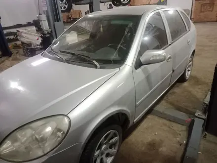 Lifan Breez 2010 года за 850 000 тг. в Актобе – фото 2