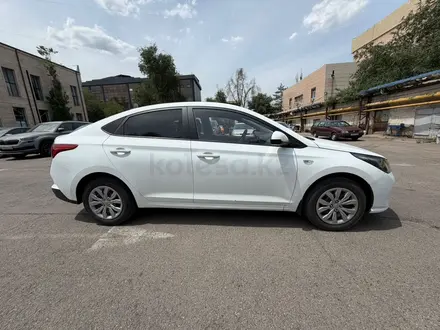 Hyundai Accent 2021 года за 5 900 000 тг. в Алматы – фото 14