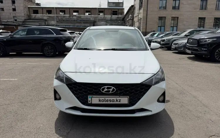 Hyundai Accent 2021 года за 5 900 000 тг. в Алматы