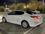 Kia Optima 2015 года за 8 000 000 тг. в Актобе – фото 3