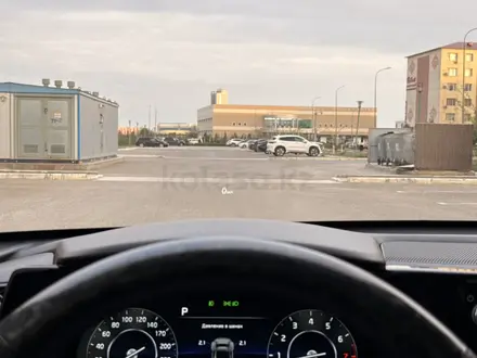Kia K5 2022 года за 13 500 000 тг. в Актау – фото 16