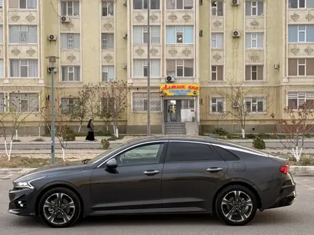 Kia K5 2022 года за 13 500 000 тг. в Актау – фото 6