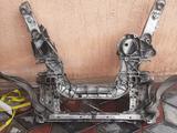 Балка передняя подрамник на Bmw f10 535xi бмв ф10 5-ку 535xi полный привод за 1 000 тг. в Алматы