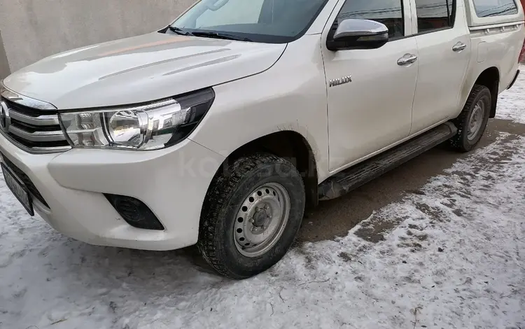 Toyota Hilux 2018 года за 16 900 000 тг. в Атырау