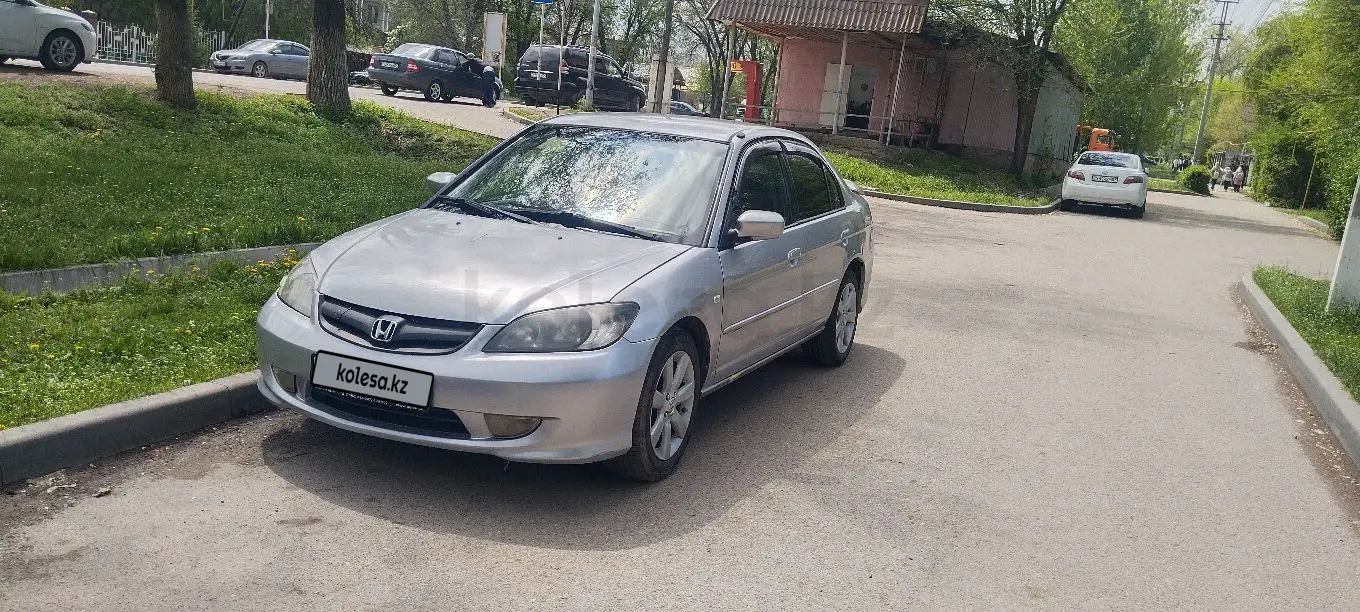 Honda Civic, 2004