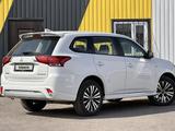 Mitsubishi Outlander 2022 годаүшін11 800 000 тг. в Караганда – фото 4