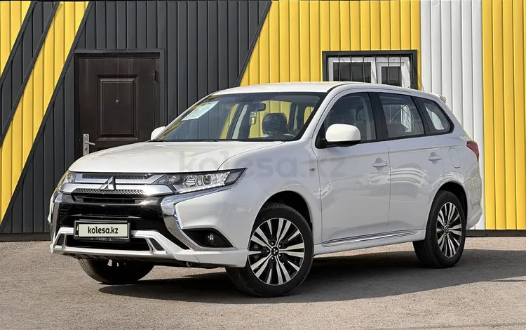 Mitsubishi Outlander 2022 года за 12 000 000 тг. в Караганда