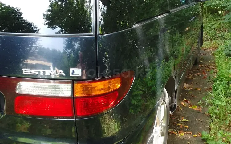 Toyota Estima 2002 года за 6 200 000 тг. в Семей