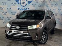 Toyota Highlander 2018 года за 16 500 000 тг. в Алматы