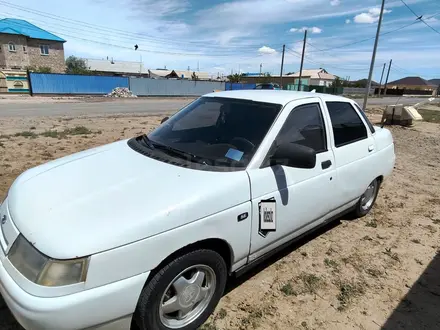 ВАЗ (Lada) 2110 2001 года за 700 000 тг. в Атырау – фото 2