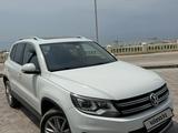 Volkswagen Tiguan 2014 года за 7 500 000 тг. в Актау – фото 3