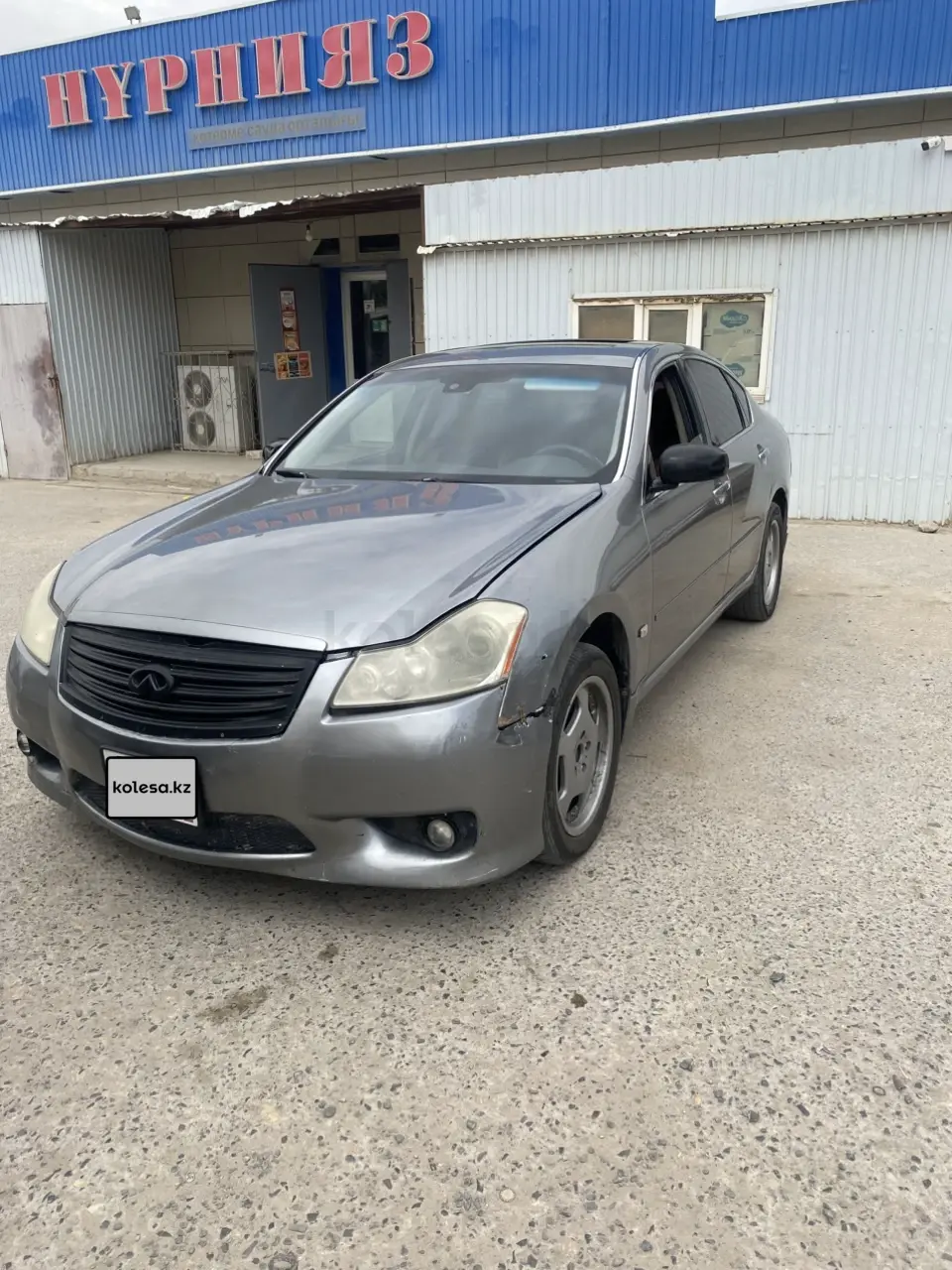 Infiniti m35, 2005