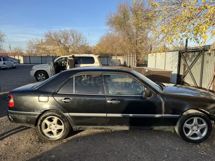 Mercedes-Benz C 200 1994 года за 1 550 000 тг. в Караганда – фото 5