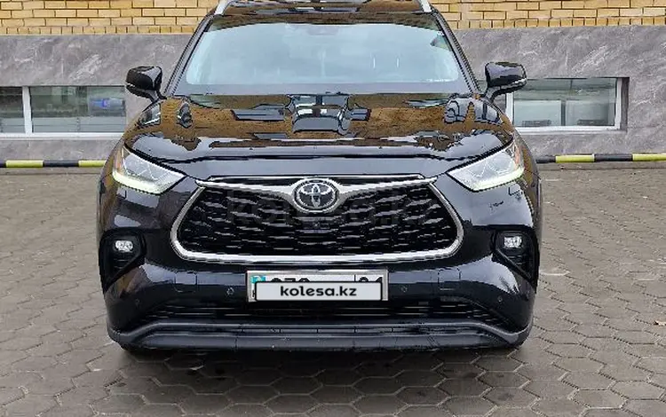 Toyota Highlander 2020 года за 30 000 000 тг. в Семей