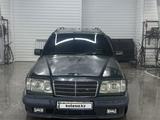 Mercedes-Benz E 280 1995 года за 2 250 000 тг. в Астана