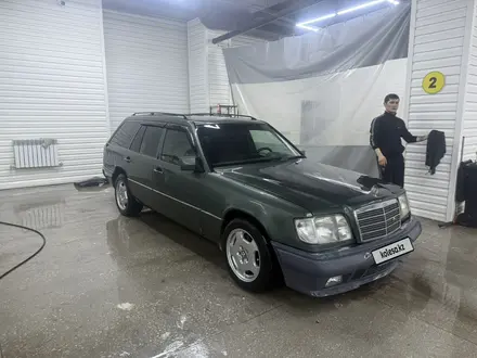 Mercedes-Benz E 280 1995 года за 2 250 000 тг. в Астана – фото 6