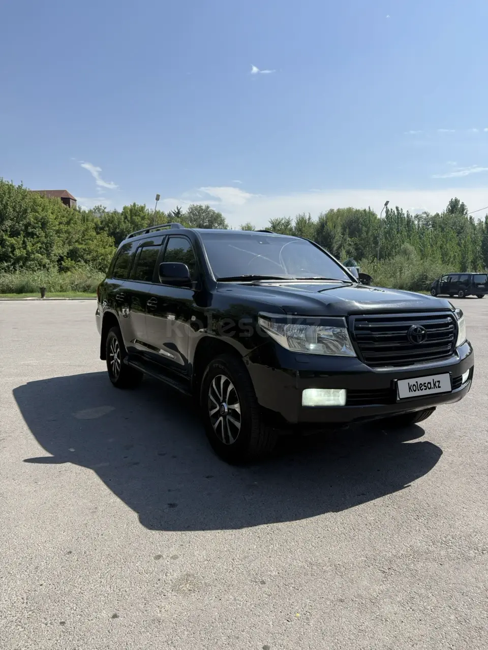 Toyota Land Cruiser, 2011