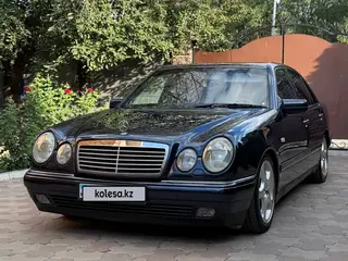 Mercedes-Benz E 280