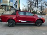 Toyota Hilux 2022 года за 28 600 000 тг. в Алматы