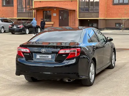 Toyota Camry 2014 года за 7 500 000 тг. в Шубаркудук – фото 9