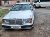 Mercedes-Benz E 260 1991 года за 1 200 000 тг. в Шымкент