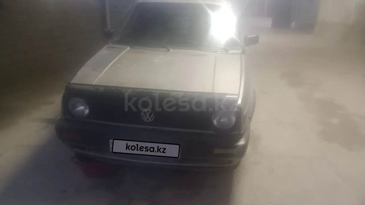 Volkswagen Golf, 1990