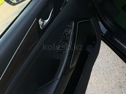 Kia K7 2018 года за 9 400 000 тг. в Алматы – фото 12